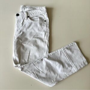Joe’s Jeans White Capri Pants